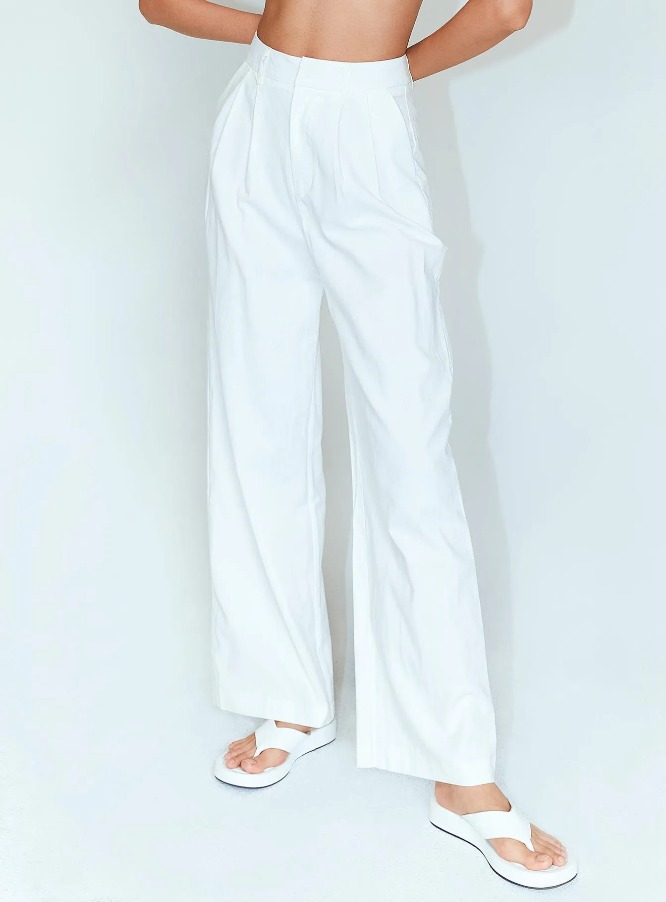 Ayla Linen Pants White Petite