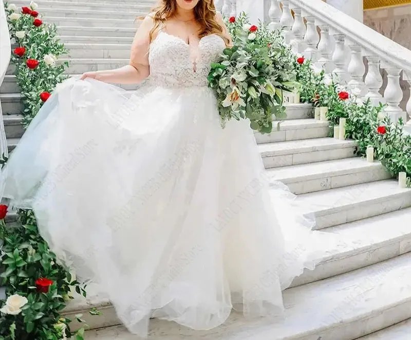 Charming Lace Applique/Tulle A Line Wedding Gown All Sizes/Colors