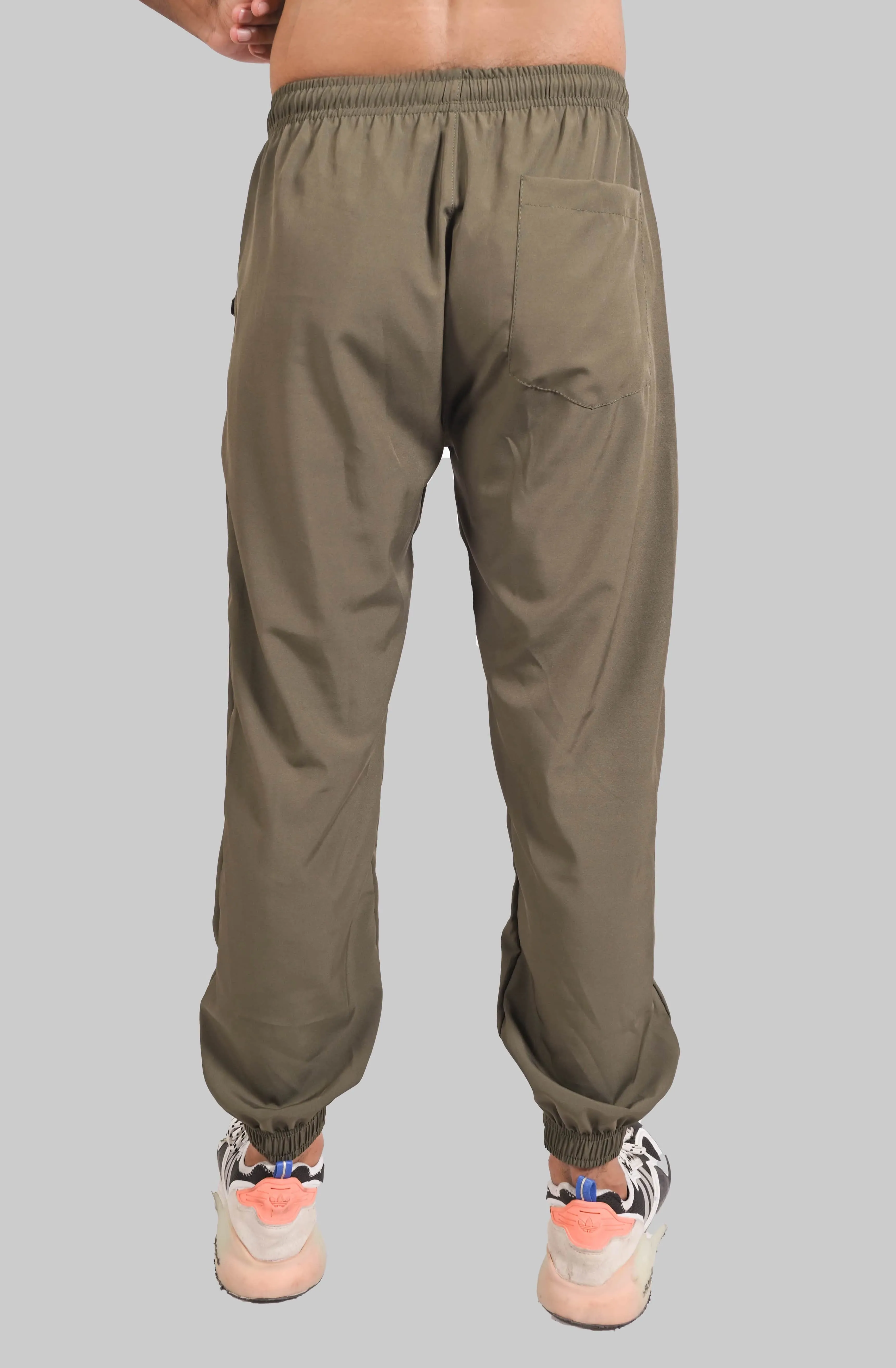 Effortless Light Weight Trouser 2.0 (OLIVE)