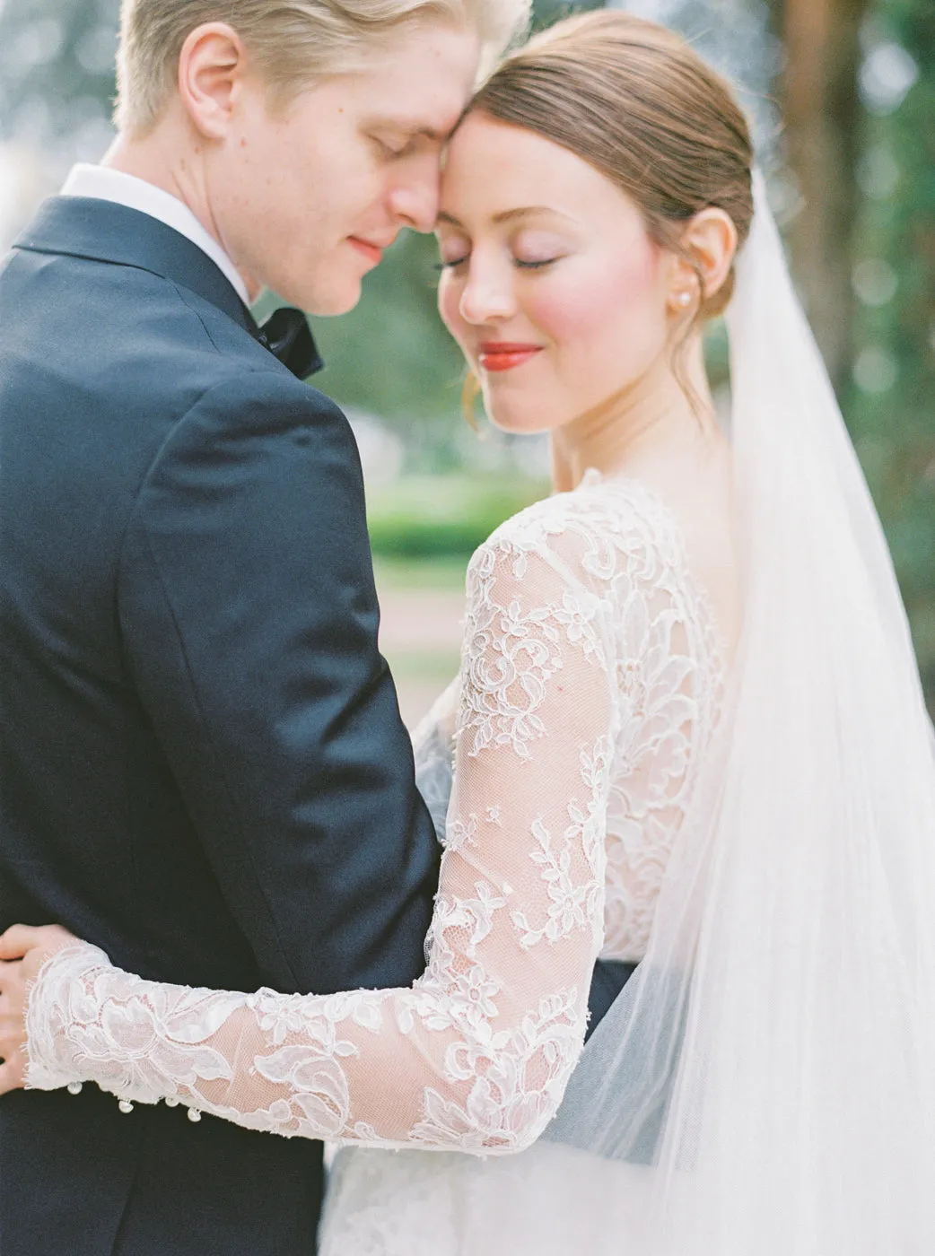 ELIZABETH | English Silk Tulle Wedding Veil