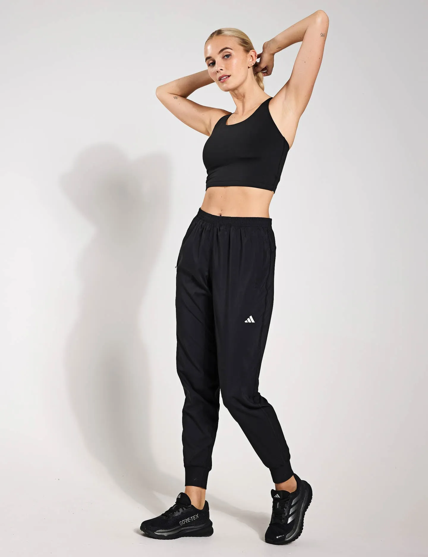 Own the Run Joggers - Black