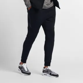 Sportswear Tech Fleece Joggers (Black   Black)