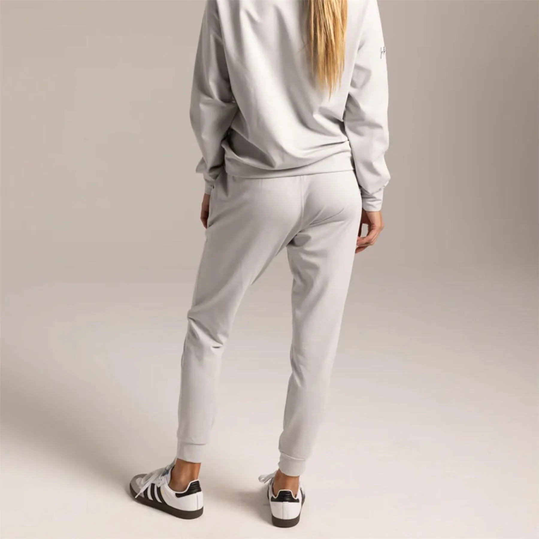 Womens Founders Joggers Overcast - 2024